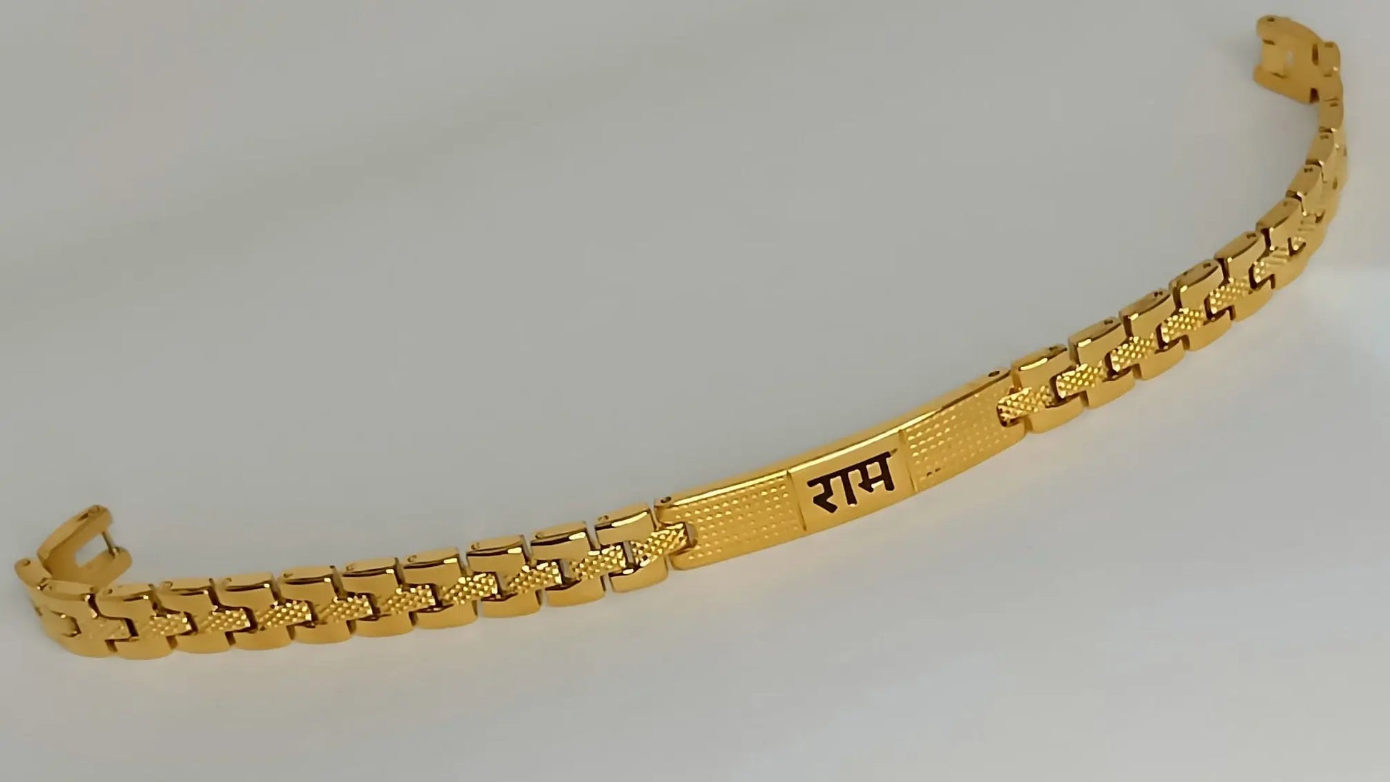 Ram Loose Gold Bracelet For Men