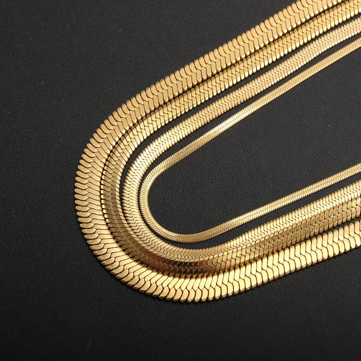 Luxury Gold Plated 3D Snake Chain Necklace For Men (21 Inch) - Jewelify Shop